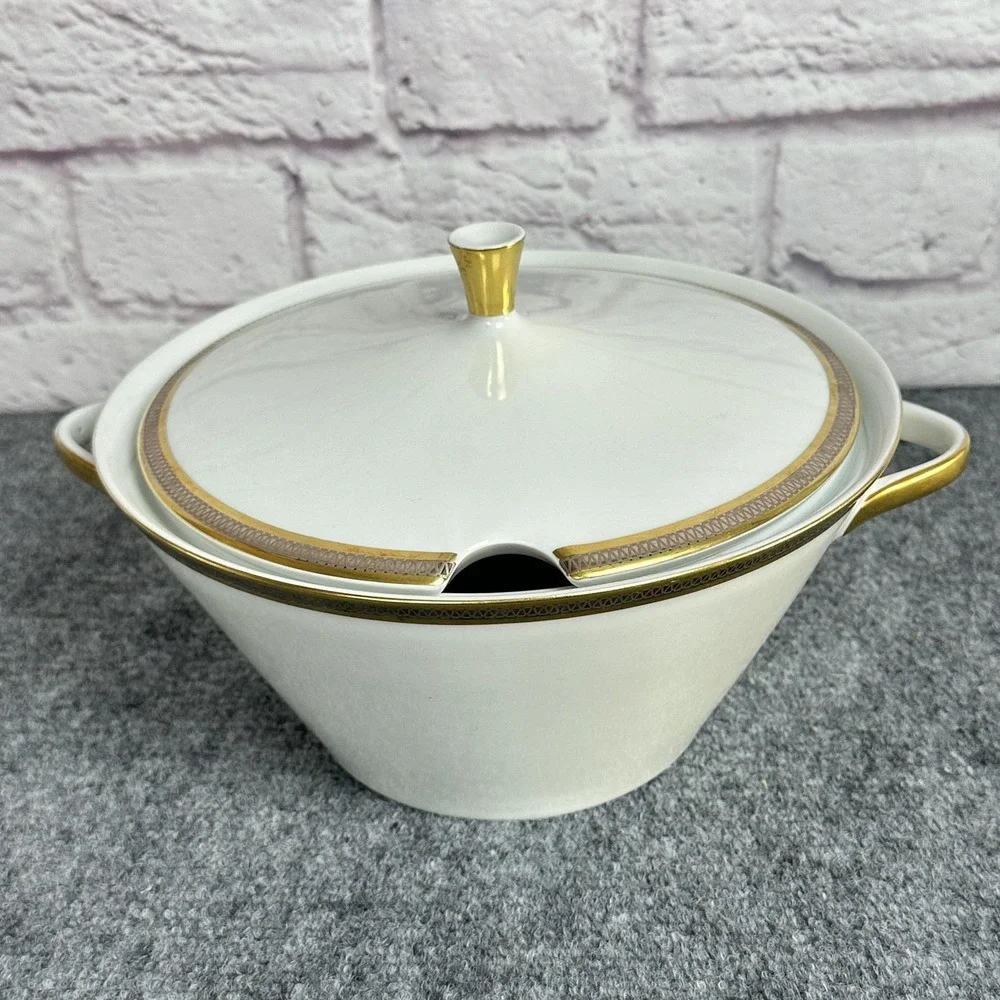 Johann Seltmann Vohenstrauß Bavaria Porcelain Serving Soup Bowl Lid Gold MCM